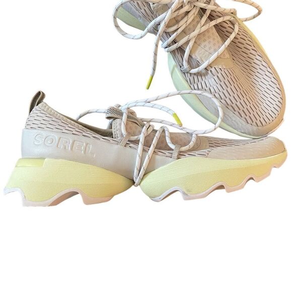 KINETIC™ Impact II Wonder Lace Women Sorel Kinetic Impact Lace Sneakers 8.5